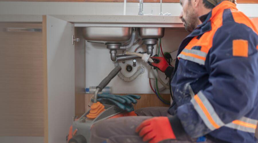 Professional slab leak plumber services in Chinook, WA